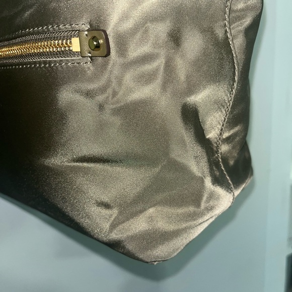 Michael Kors Nylon Olive Tote EUC - Picture 7 of 9